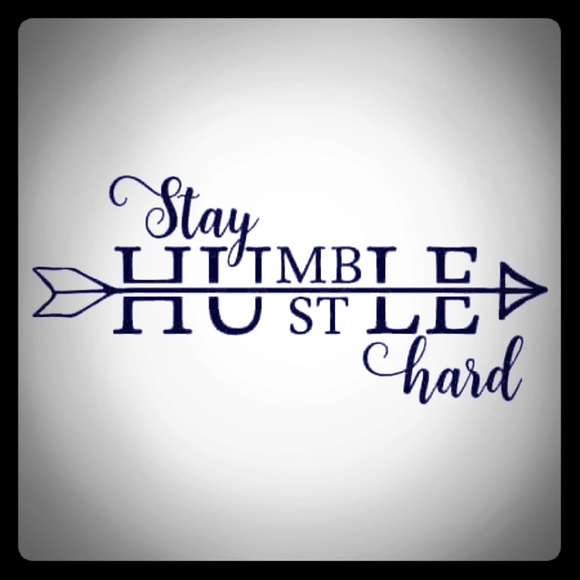 Meet your Posher, Kristen - Picture 1 of 6